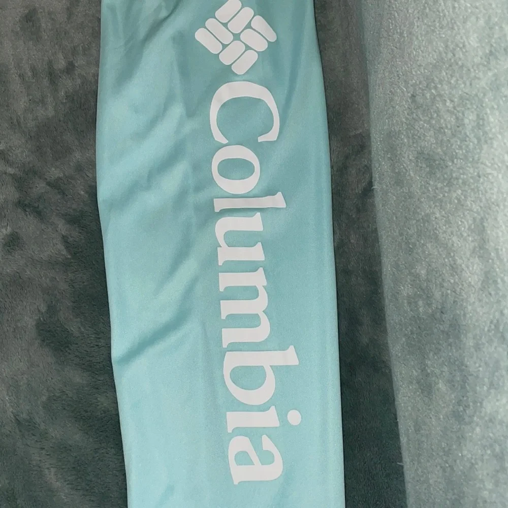 NWOT Columbia sportswear company woman’s pullover.  Size L - Picture 3 of 7